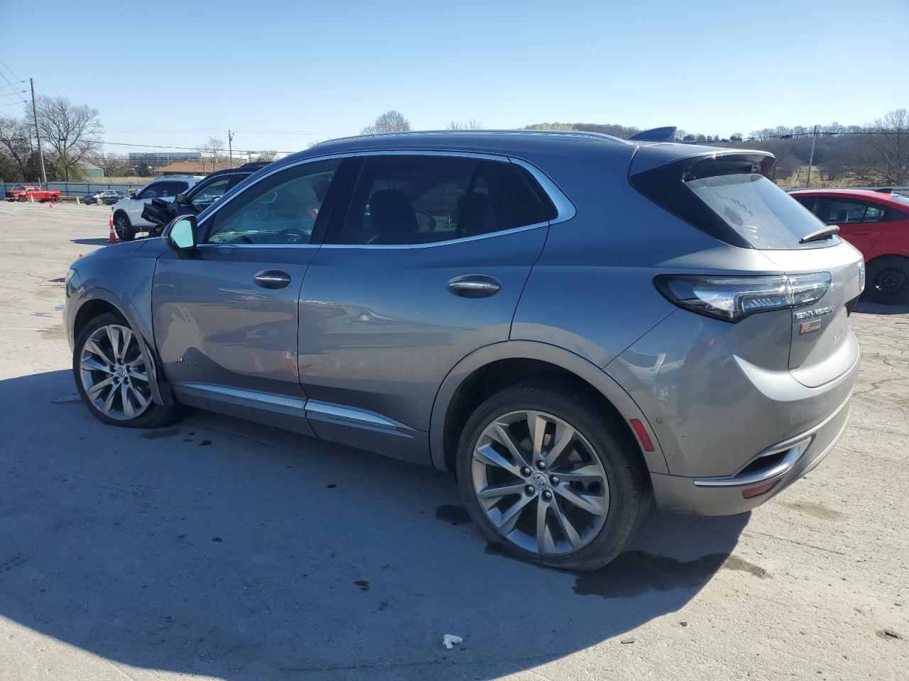 2022 Buick Envision Avenir - Image 2