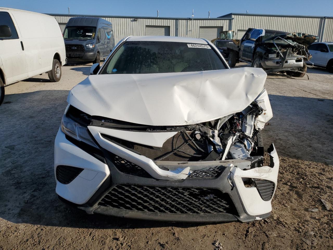 2018 Toyota Camry L - Фото 5