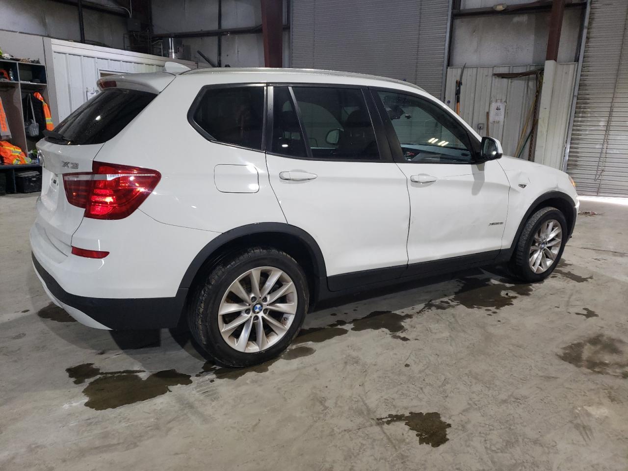 2015 BMW X3 xDrive28I - Фото 3