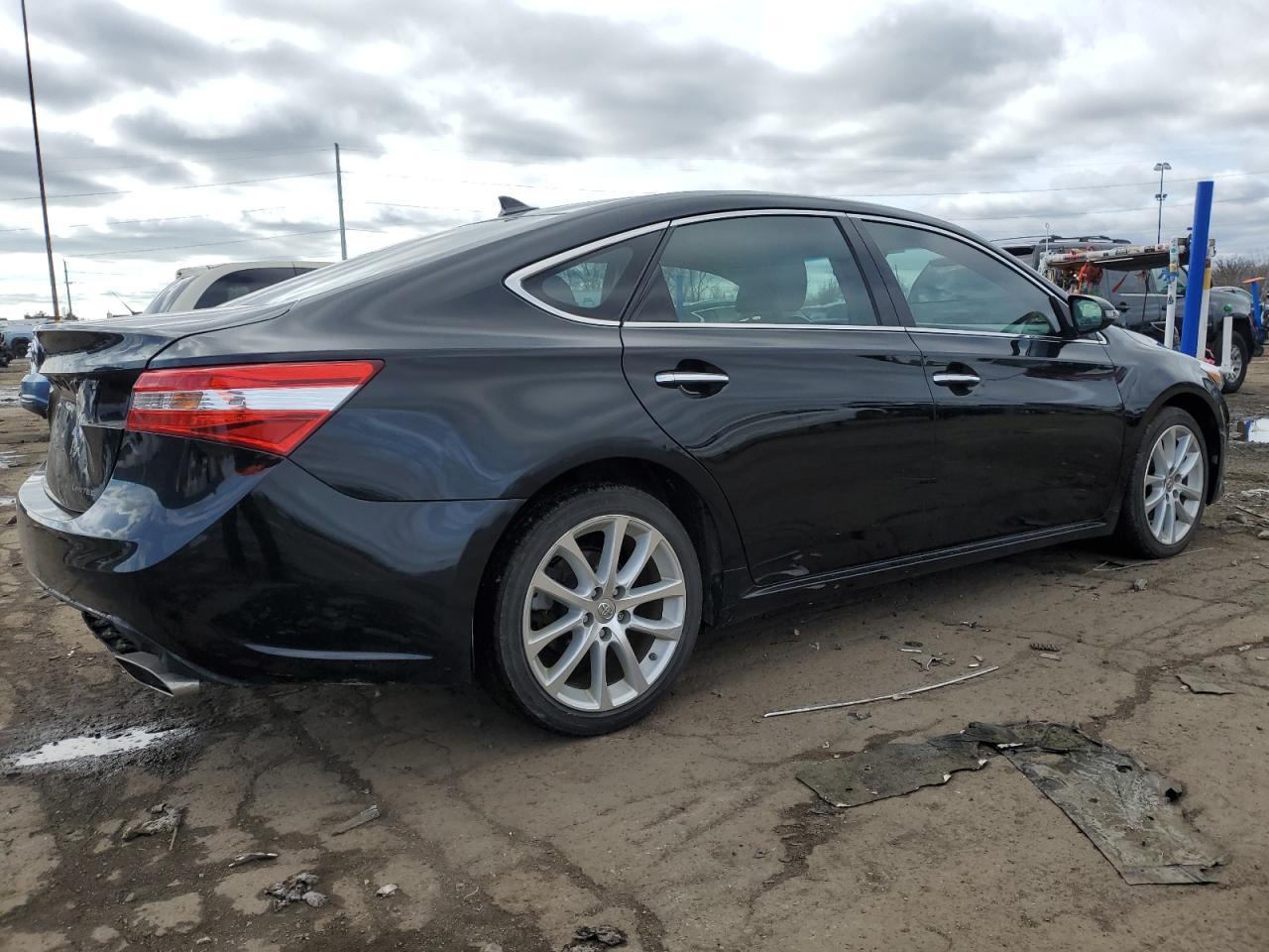 2013 Toyota Avalon Base - Фото 3
