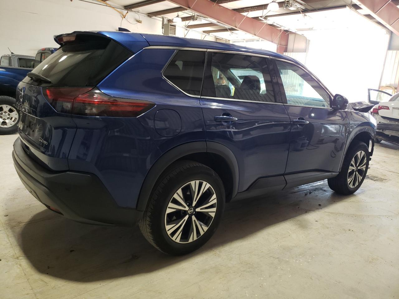 2021 Nissan Rogue Sv - Image 3