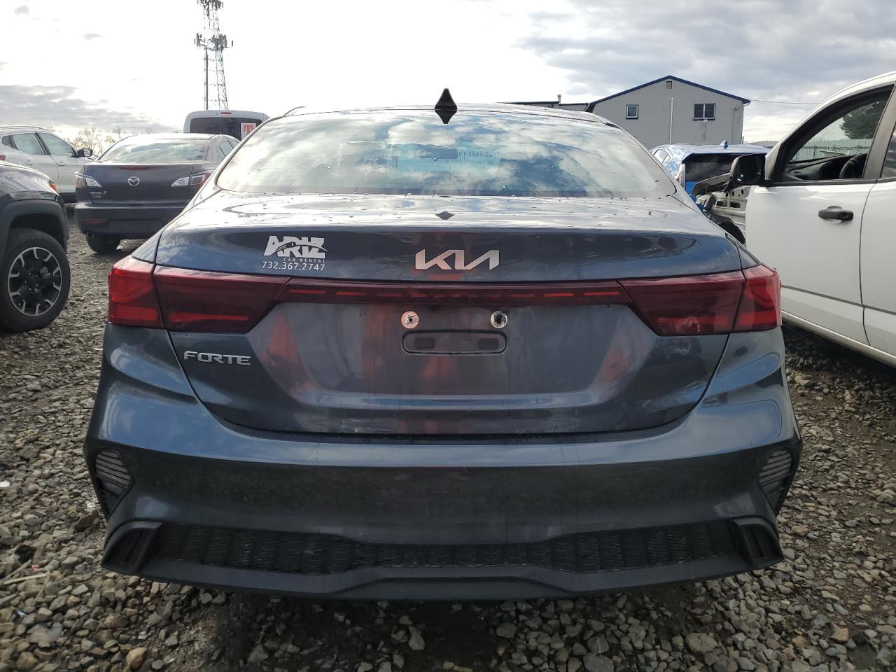 2023 Kia Forte - Фото 6