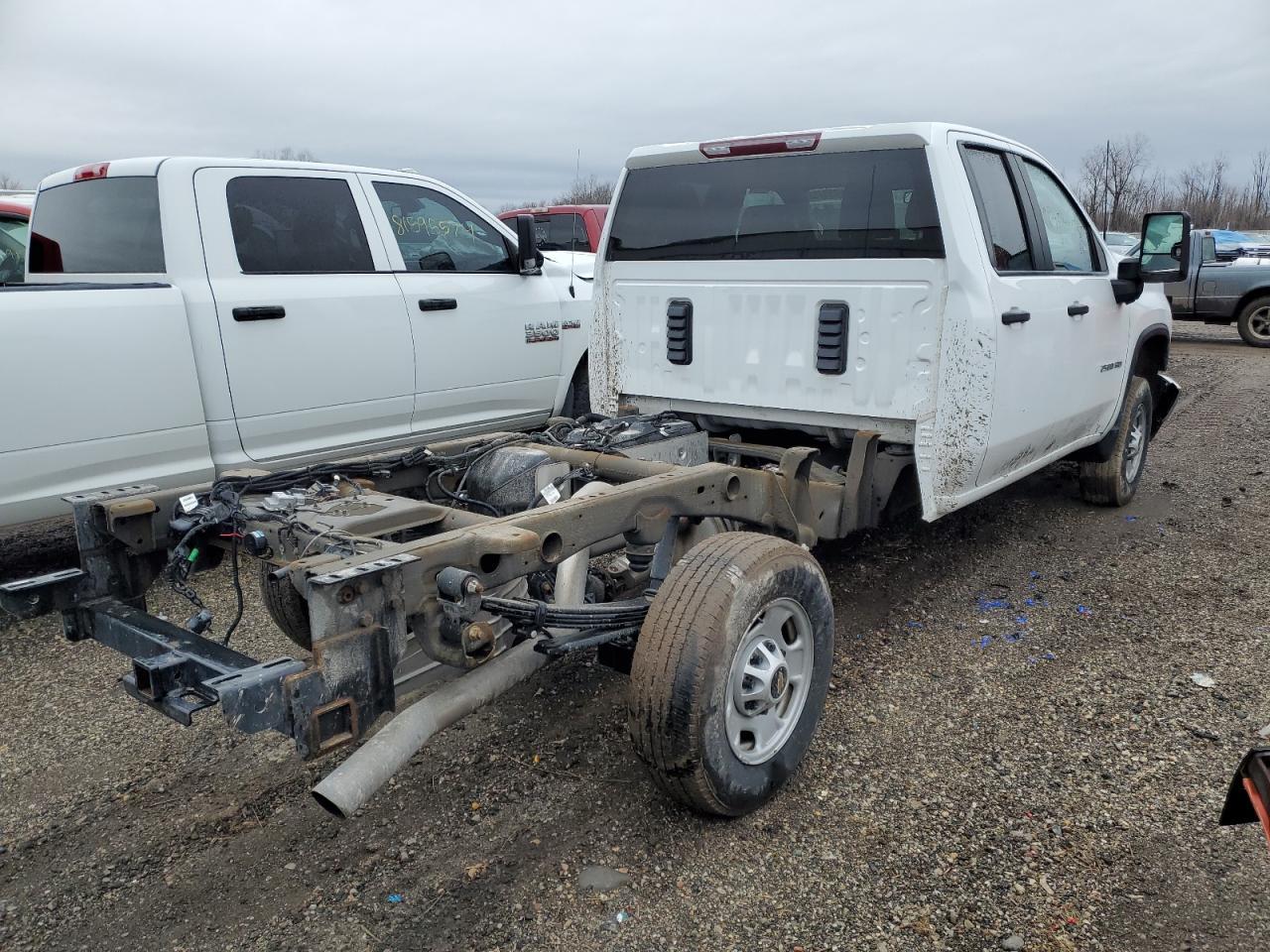 2023 Chevrolet Silverado K2500 Heavy Duty - Фото 3