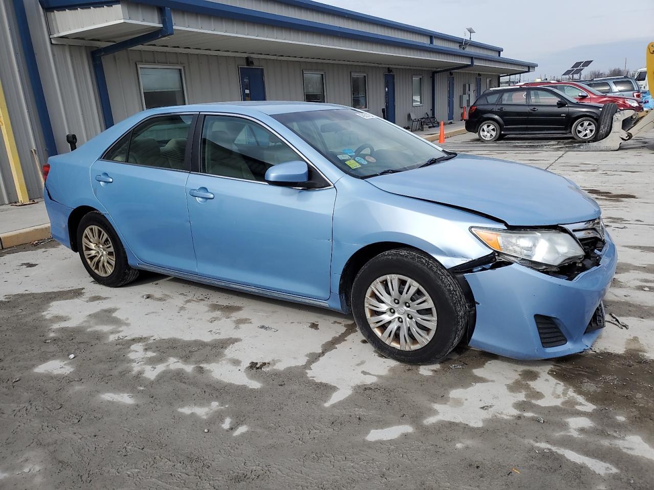 2012 Toyota Camry Base - Фото 4