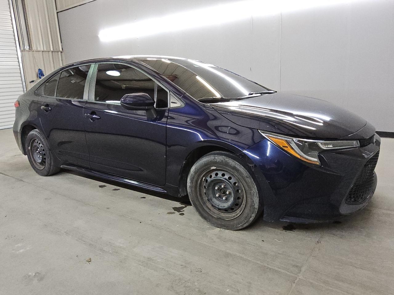 2021 Toyota Corolla Le - Фото 4