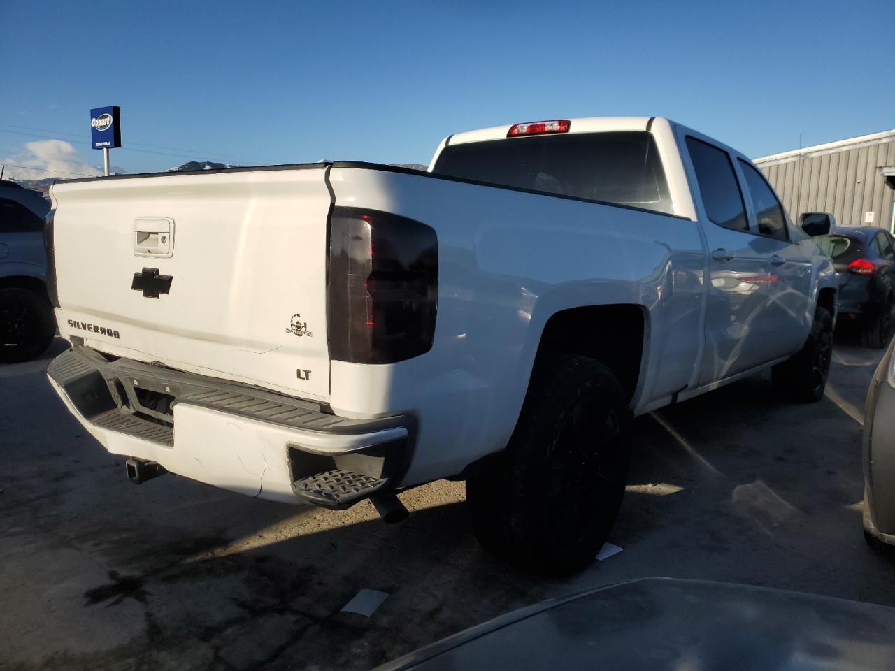 2018 Chevrolet Silverado K1500 - Image 3