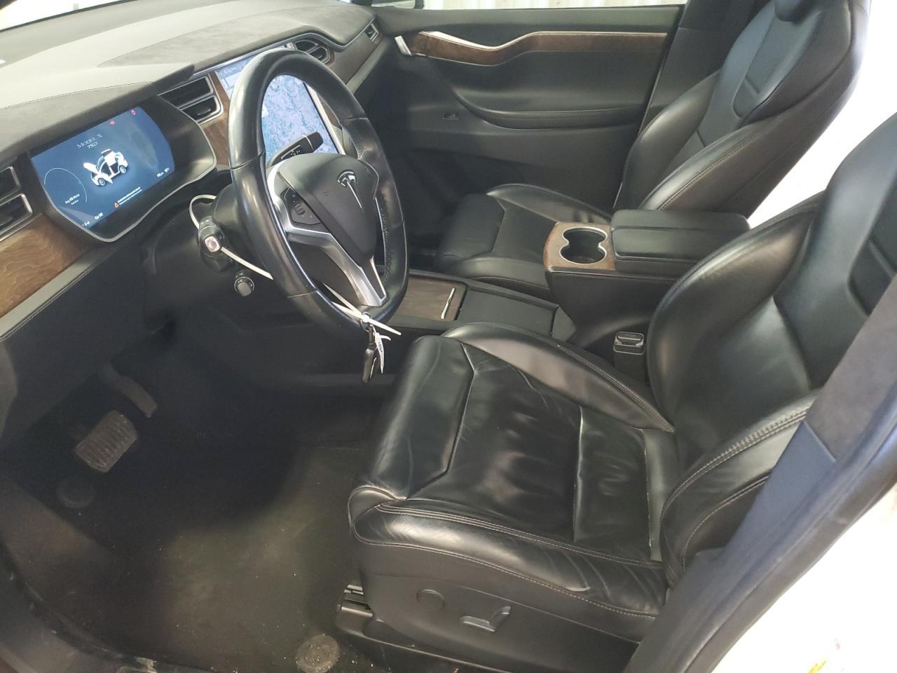 2017 Tesla Model X - Image 7