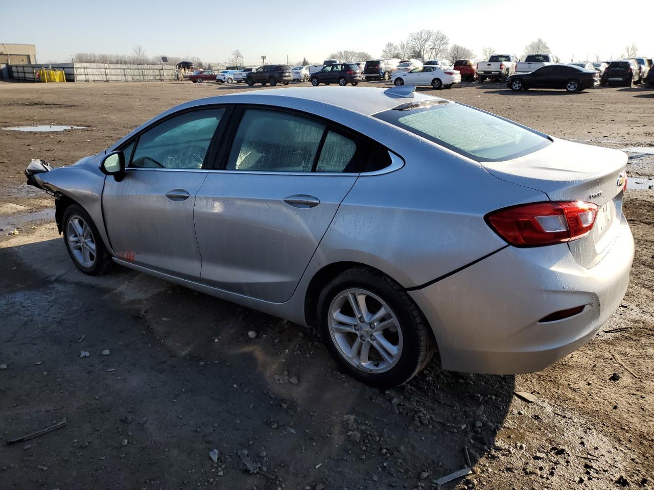 2018 Chevrolet Cruze Lt - Фото 2