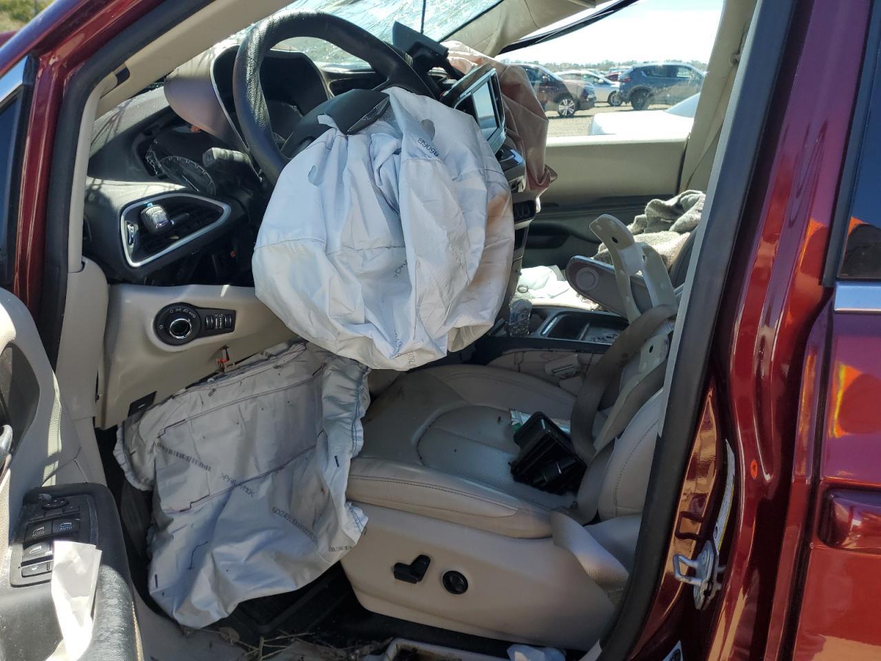 2021 Chrysler Voyager Lxi - Фото 7
