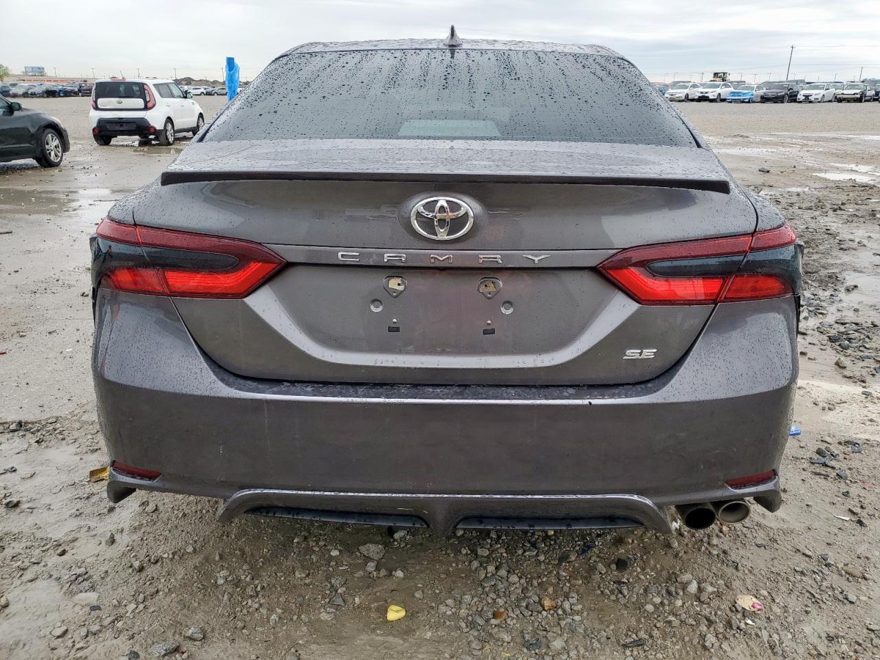 2021 Toyota Camry Se - Image 6