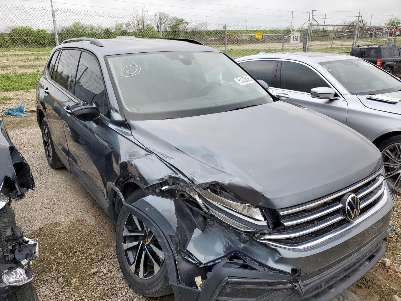 2023 Volkswagen Tiguan S - Image 4