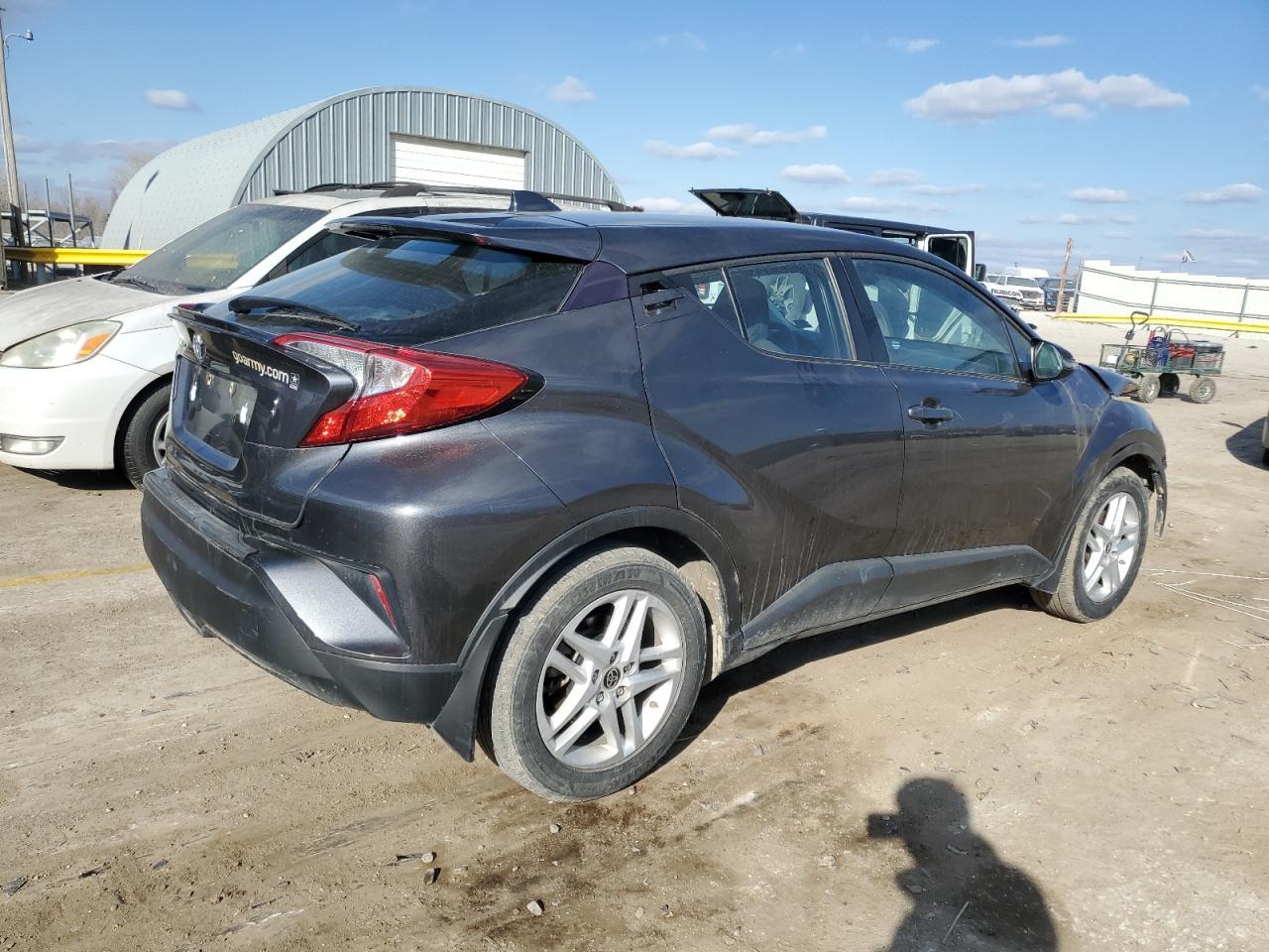 2021 Toyota C-Hr Xle - Фото 3