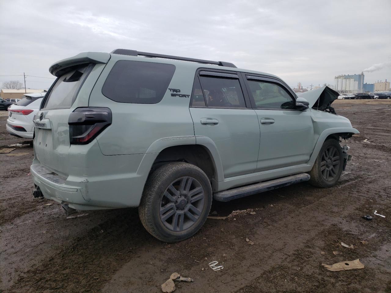 2022 Toyota 4Runner Sr5 Premium - Image 3