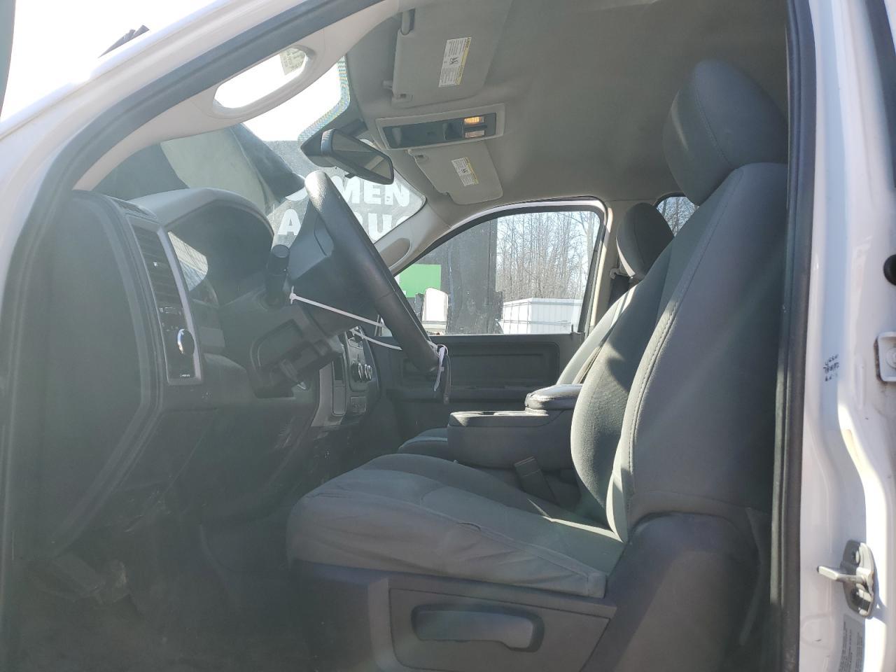 2015 Ram 3500 - Image 7