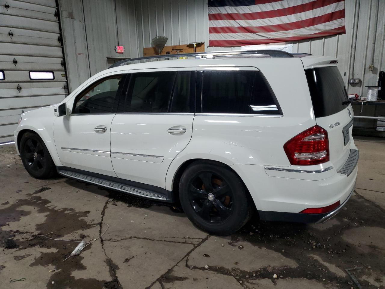 2012 Mercedes-Benz Gl 450 4Matic - Image 2