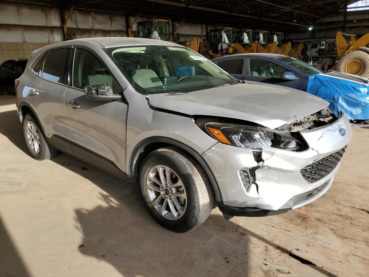 2020 Ford Escape Se - Фото 4