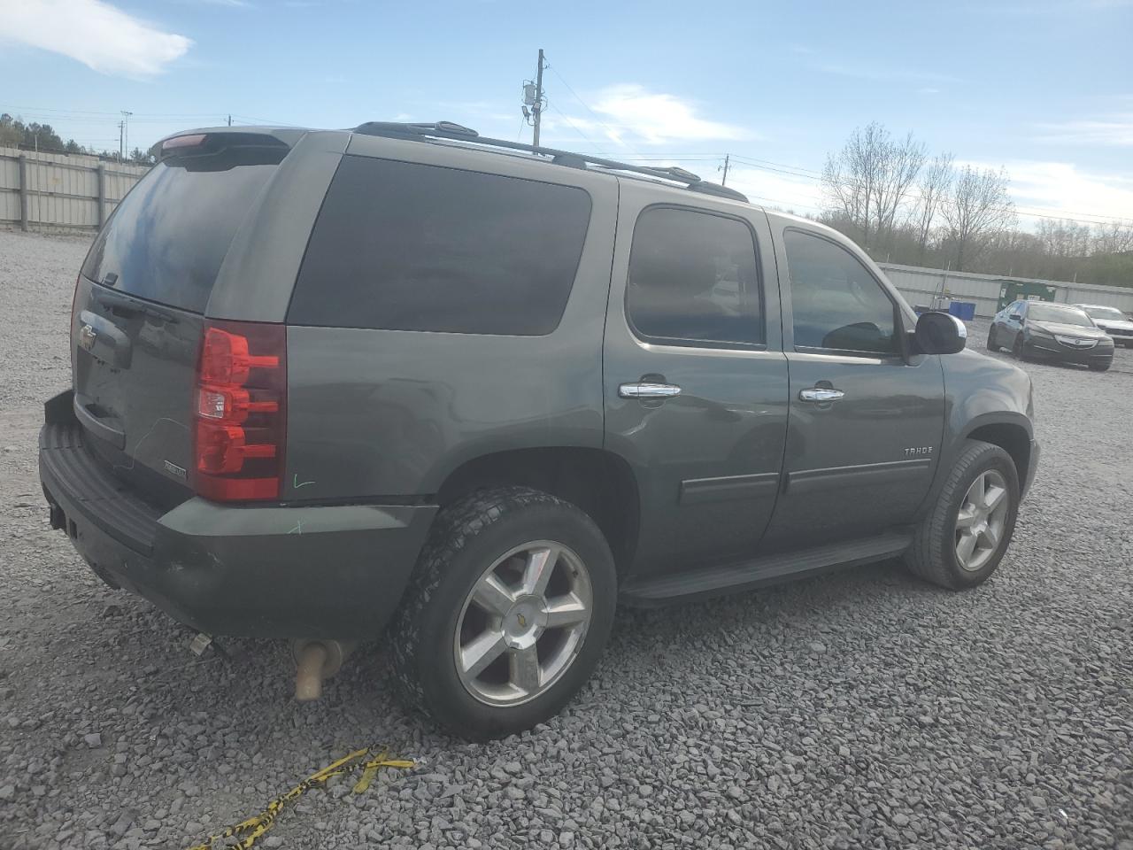 2011 Chevrolet Tahoe C1500 Ls - Фото 3