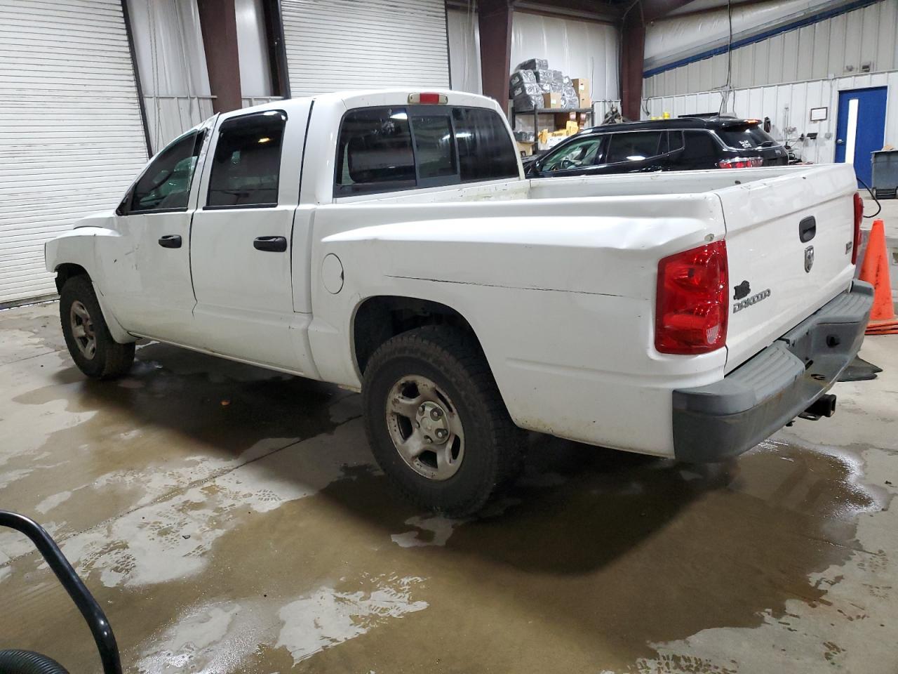 2005 Dodge Dakota Quad - Фото 2