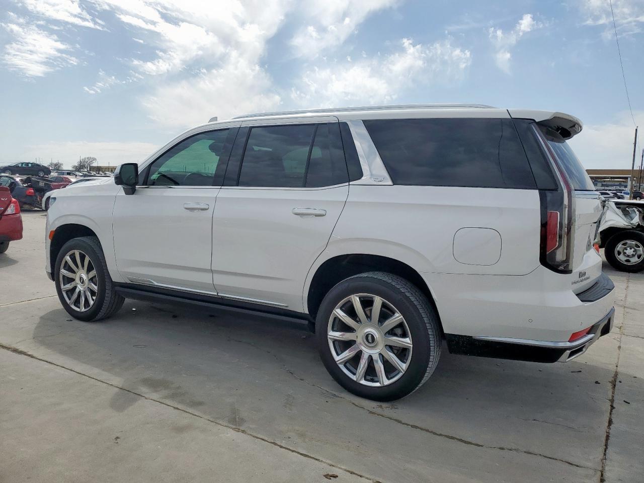 2021 Cadillac Escalade Premium Luxury Platinum - Фото 2