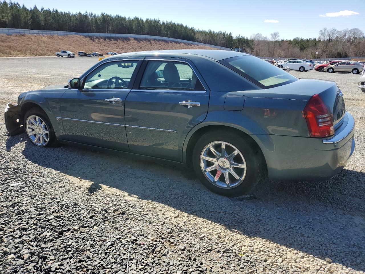 2006 Chrysler 300C - Image 2