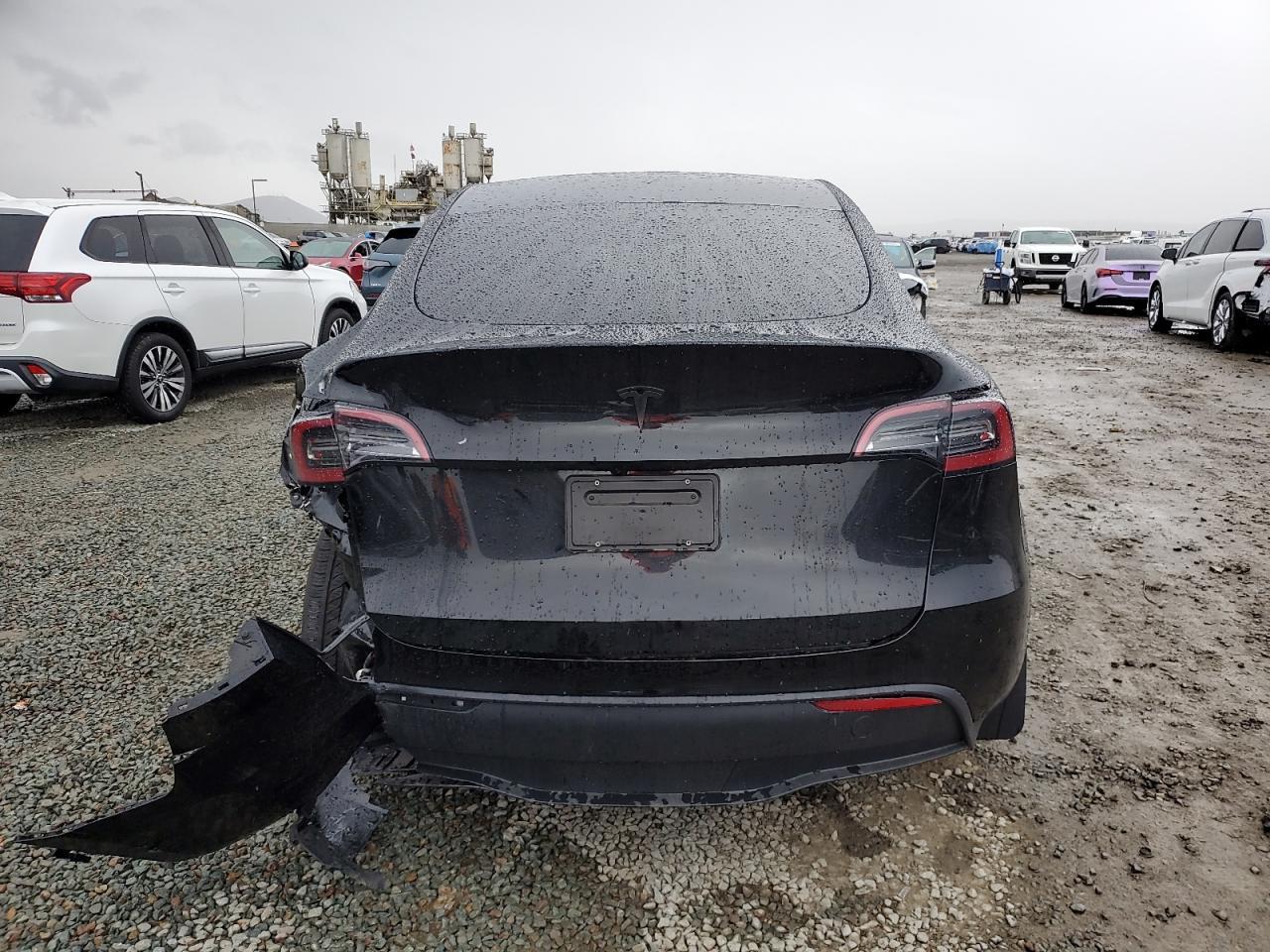 2024 Tesla Model Y - Image 6