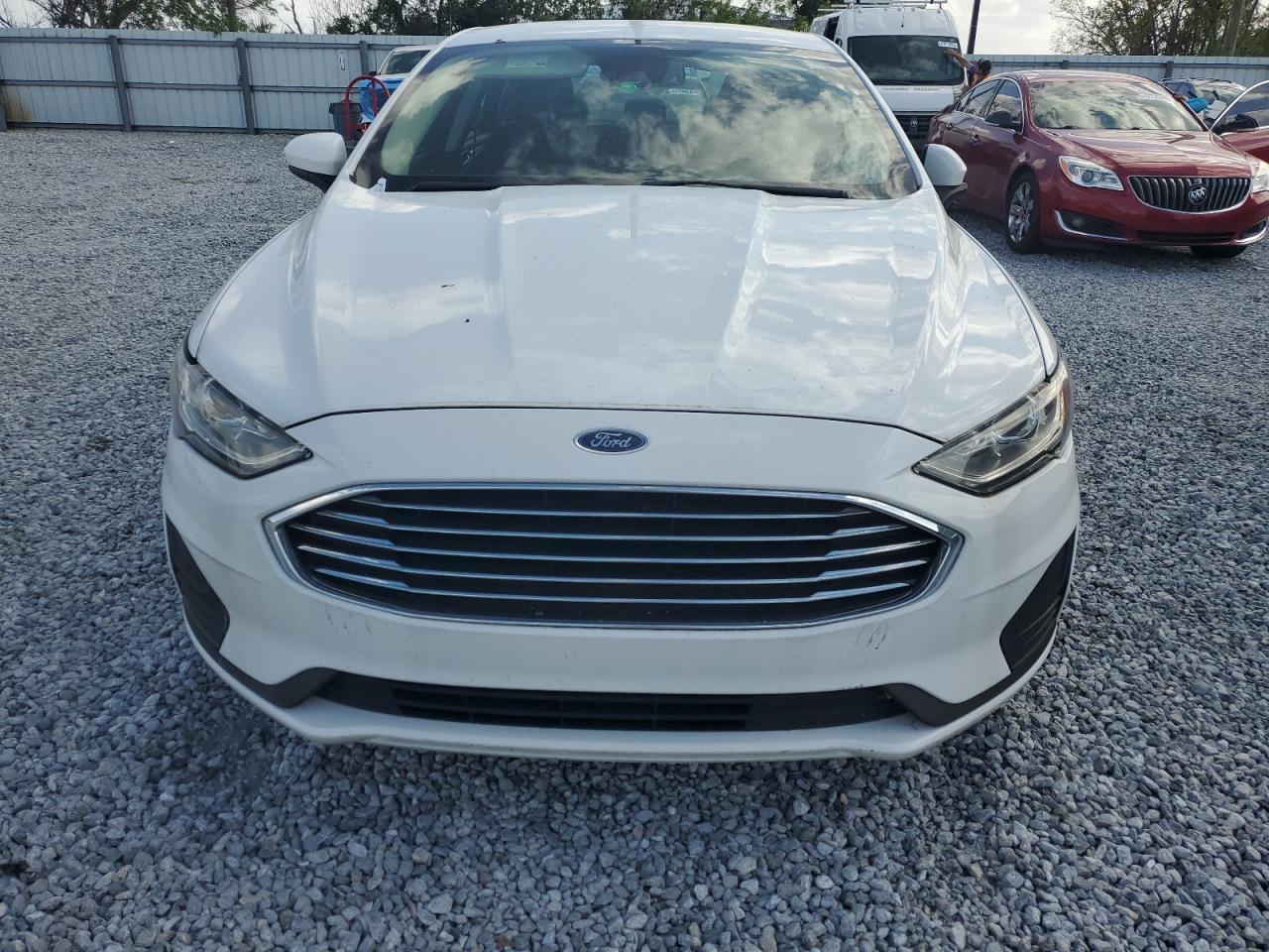 2019 Ford Fusion Se - Фото 5
