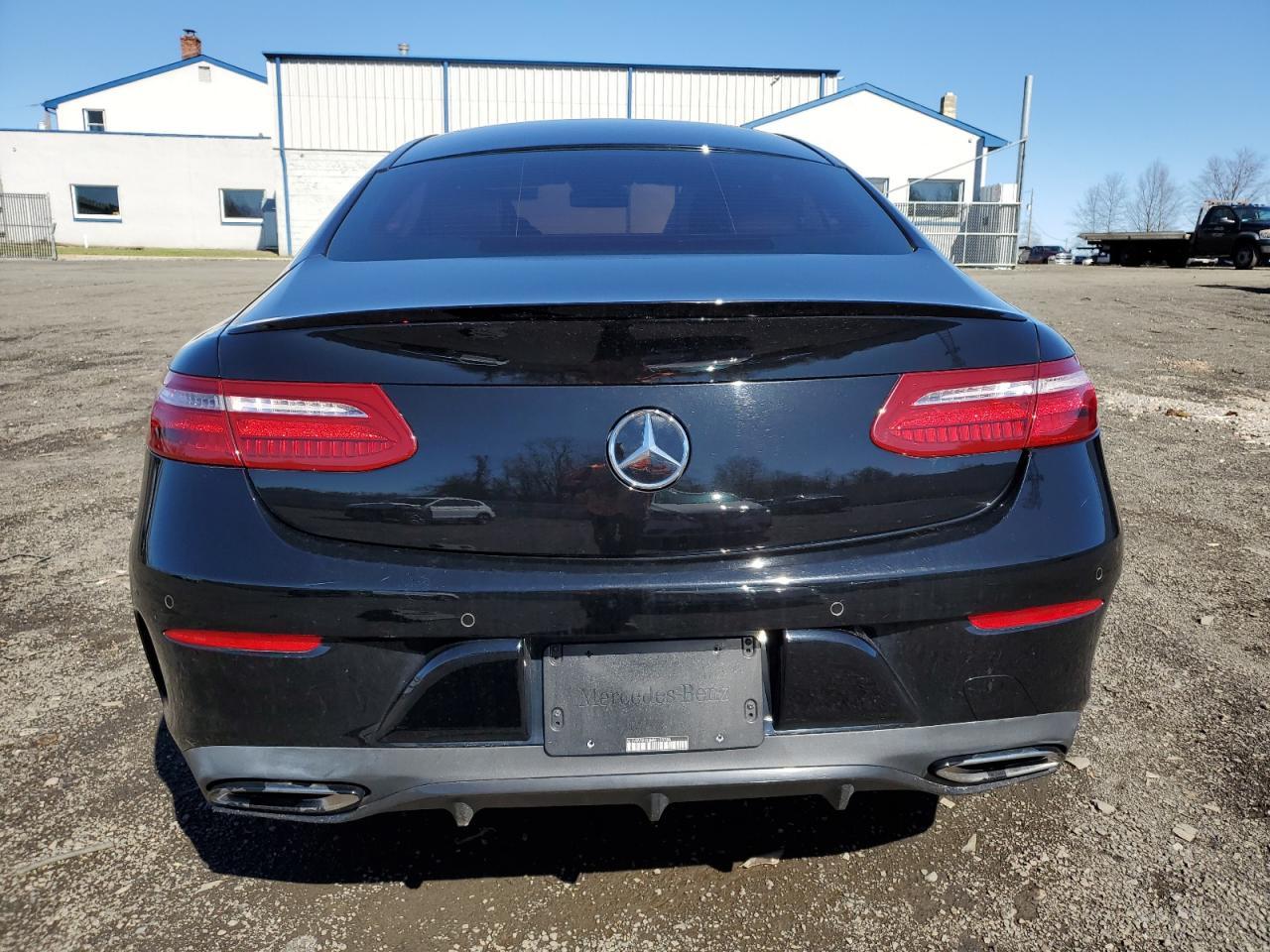 2018 Mercedes-Benz E 400 4Matic - Фото 6