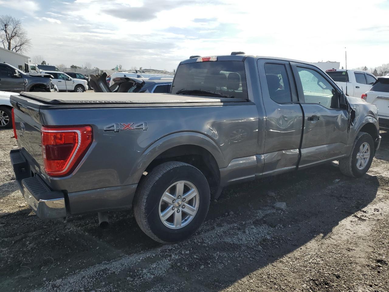 2022 Ford F150 Super Cab - Фото 3