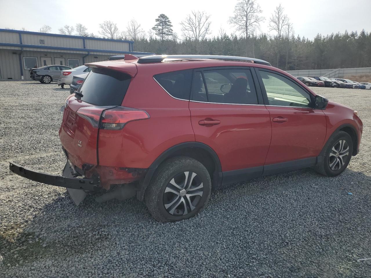2017 Toyota Rav4 Le - Image 3