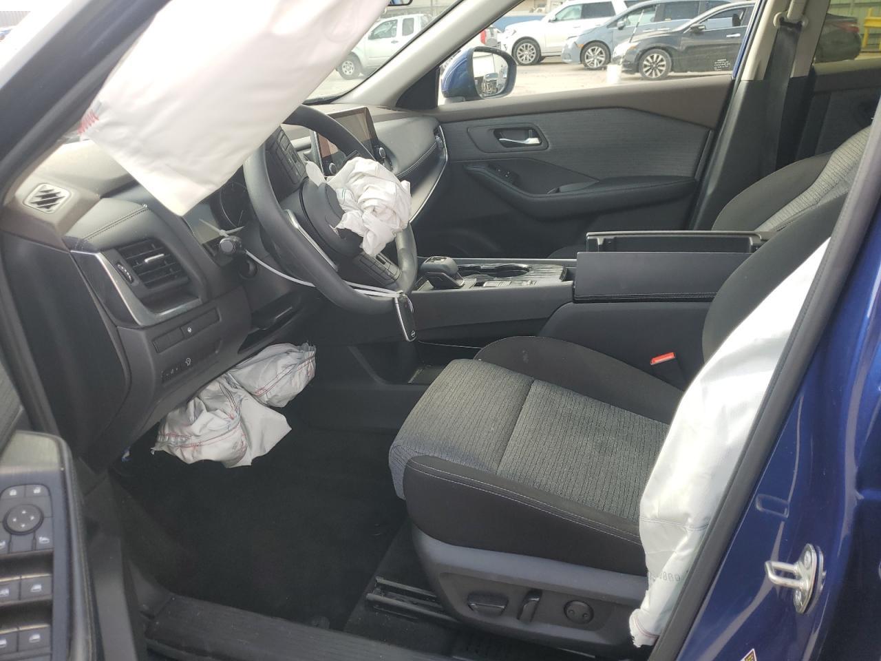 2023 Nissan Rogue Sv - Фото 7