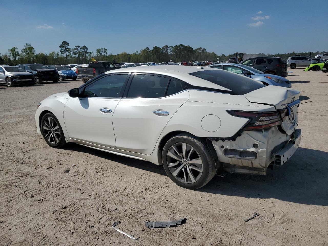 2019 Nissan Maxima S - Image 2