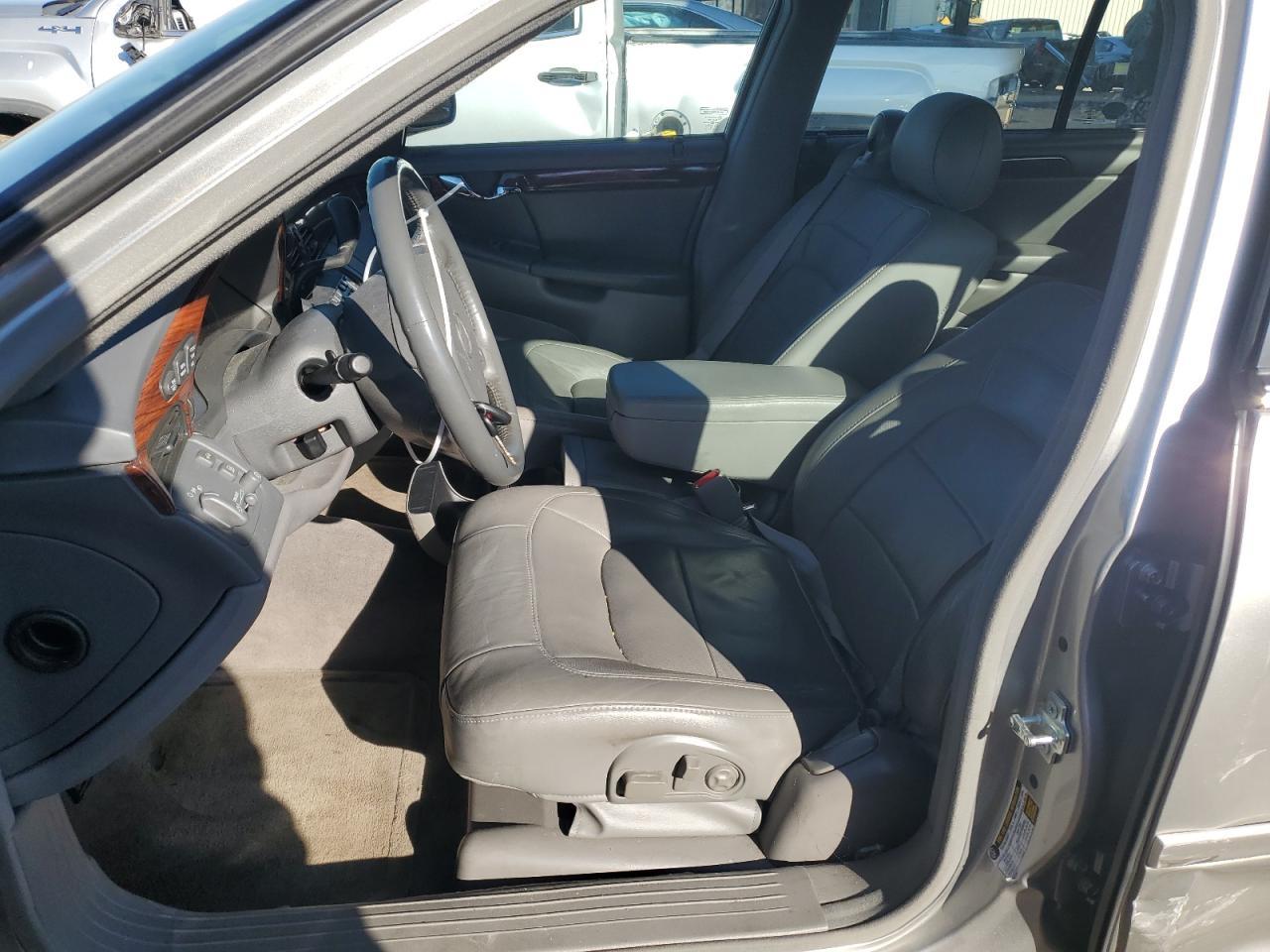 2005 Cadillac Deville - Image 7