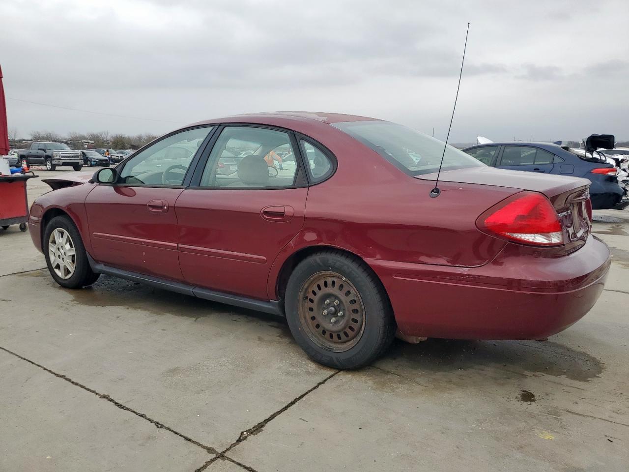2007 Ford Taurus Se - Фото 2
