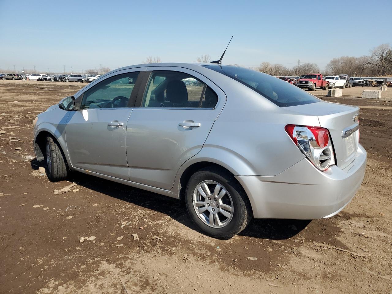 2012 Chevrolet Sonic Lt - Image 2