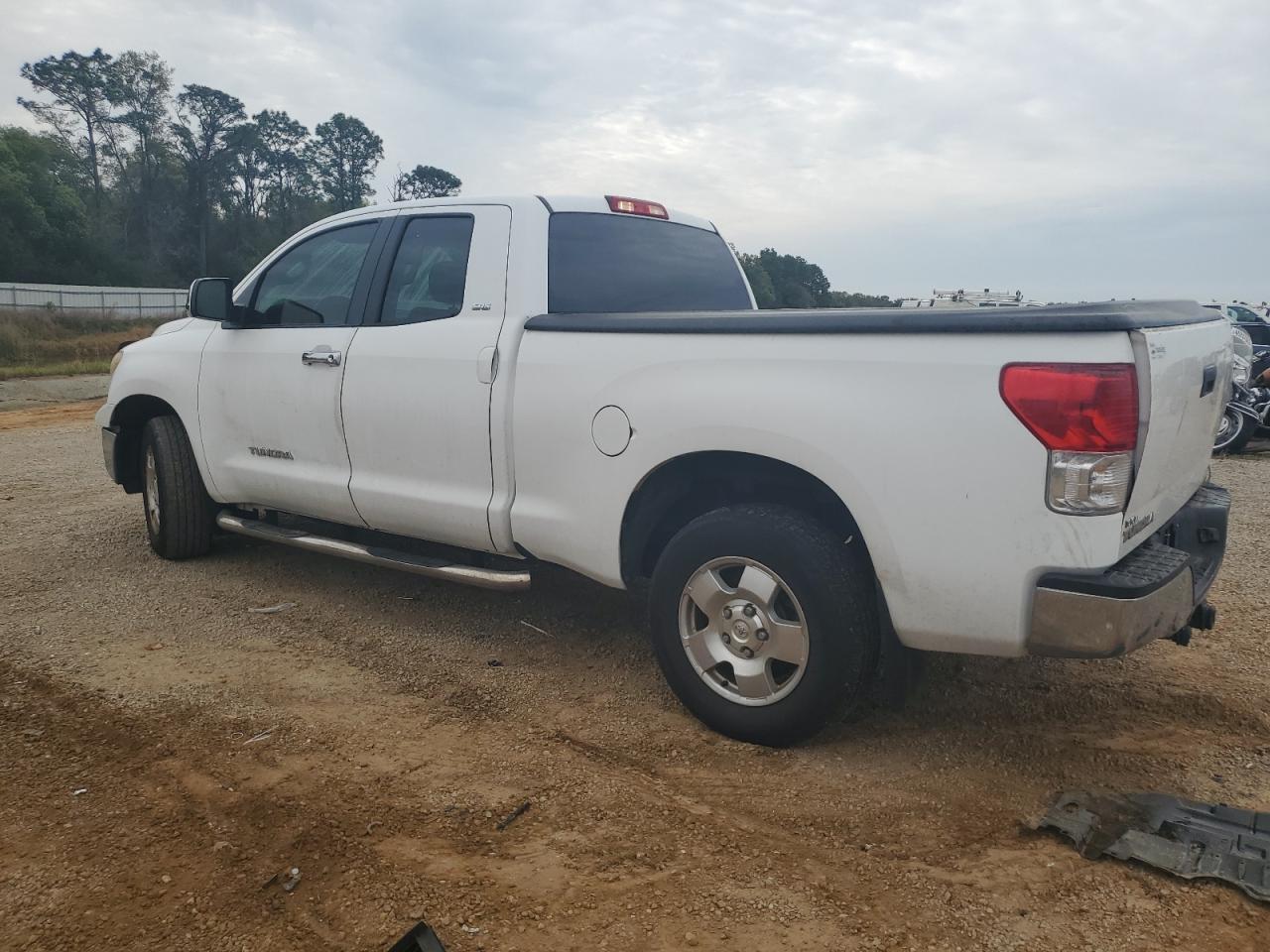 2011 Toyota Tundra Double Cab Sr5 - Фото 2