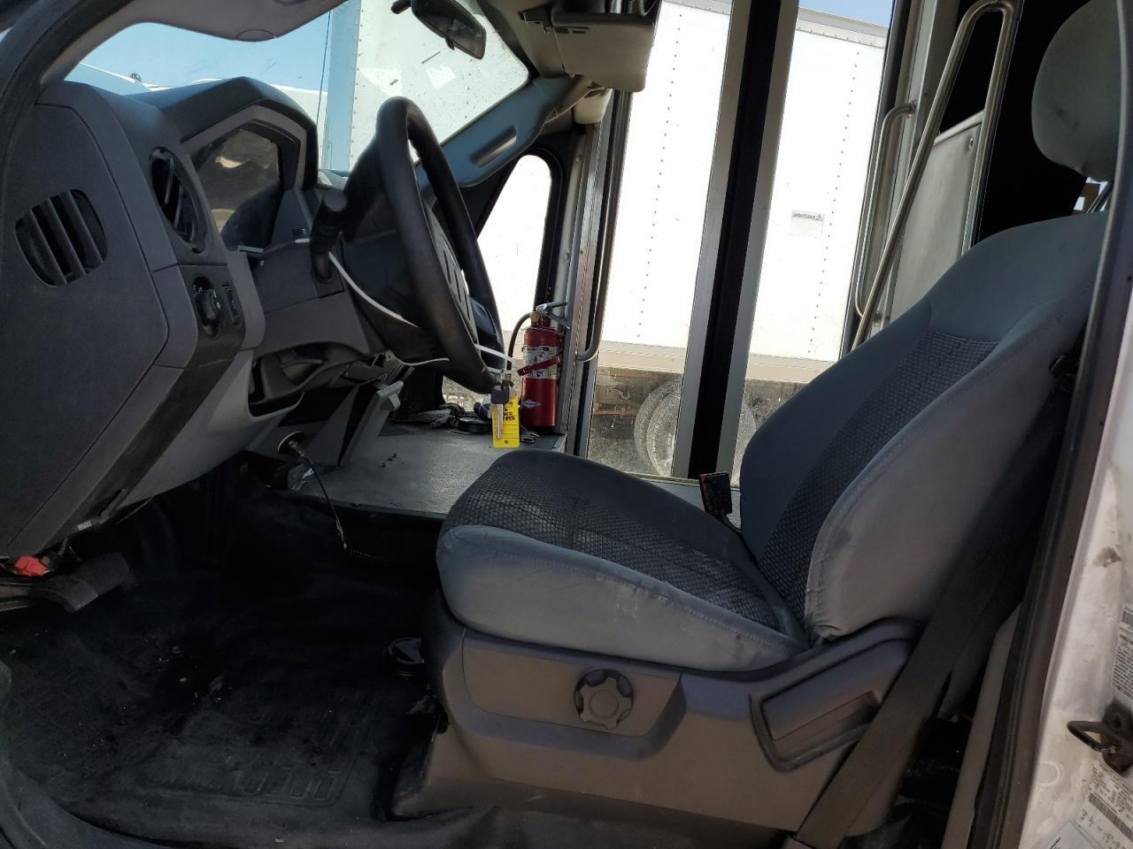 2016 Ford F550 Super Duty - Фото 7