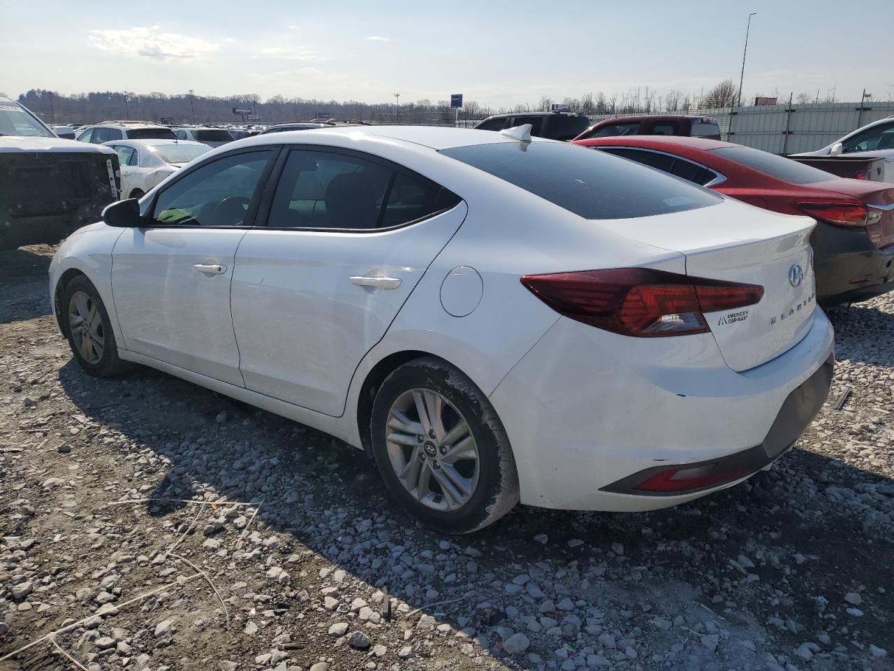 2020 Hyundai Elantra Sel - Фото 2