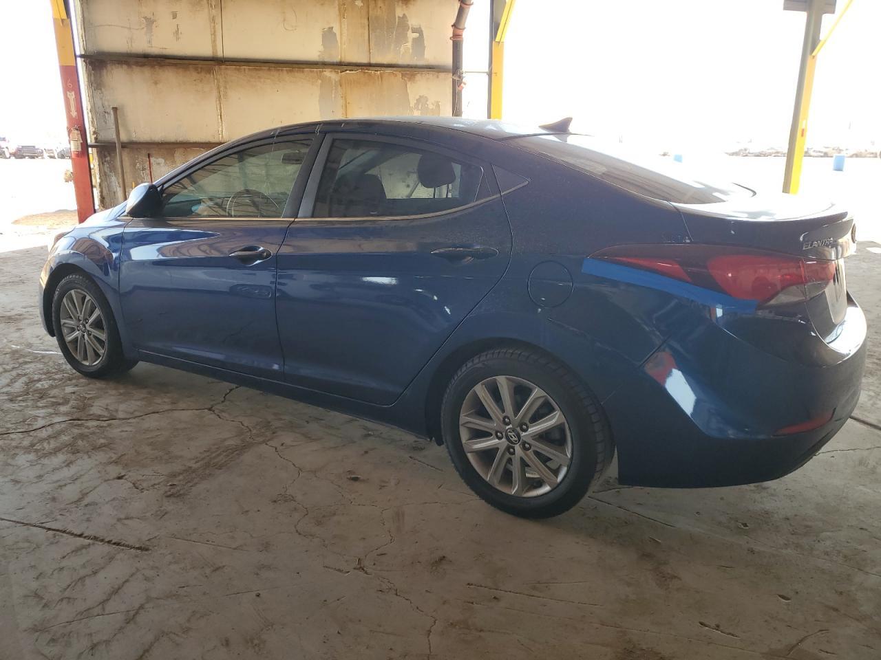2015 Hyundai Elantra - Фото 2