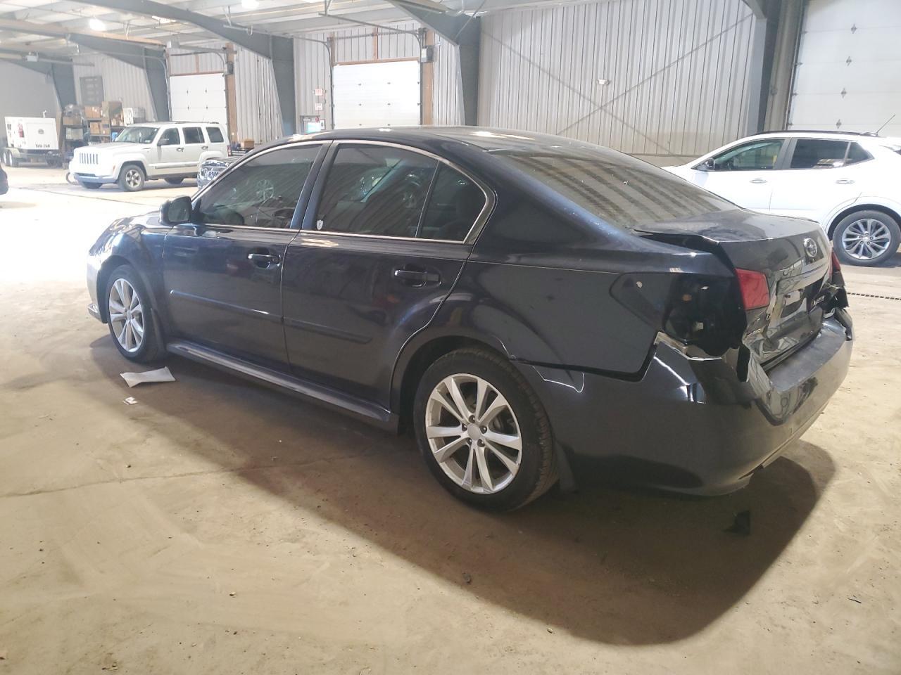 2013 Subaru Legacy 2.5I Premium - Фото 2