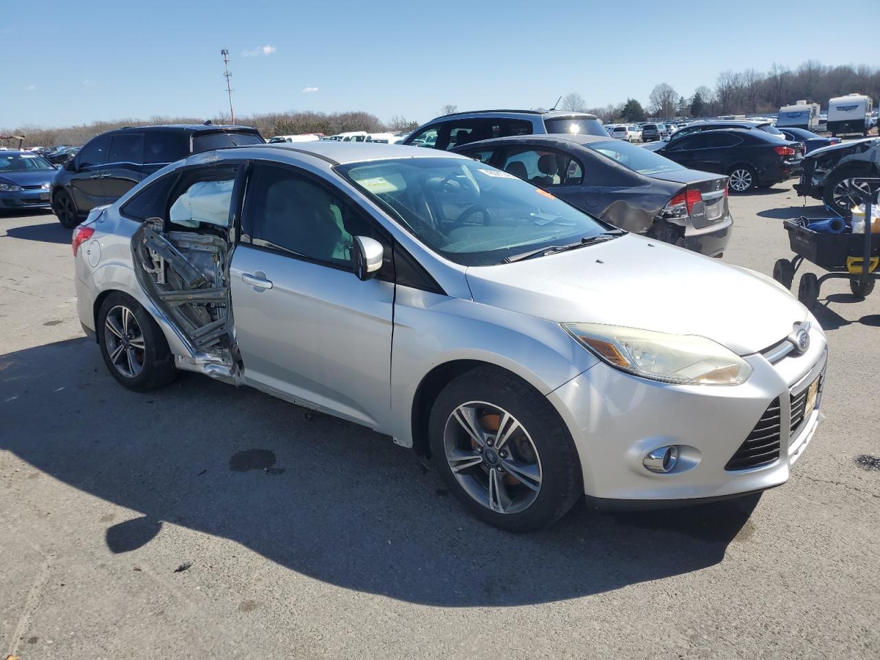 2014 Ford Focus Se - Фото 4