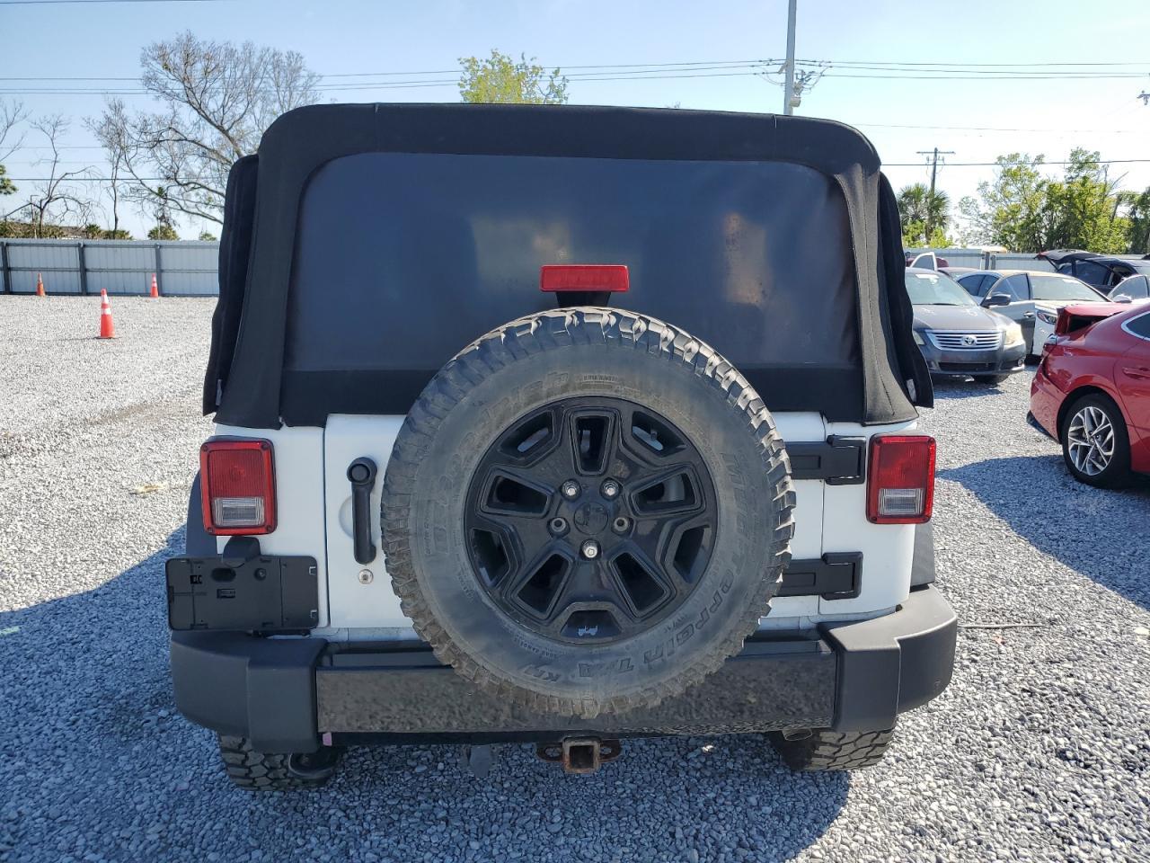 2018 Jeep Wrangler Unlimited Sport - Фото 6