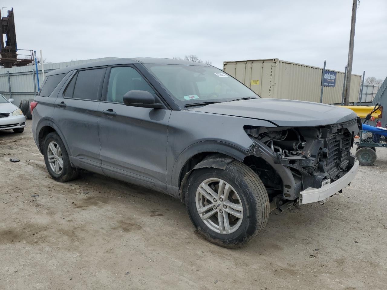 2023 Ford Explorer - Image 4