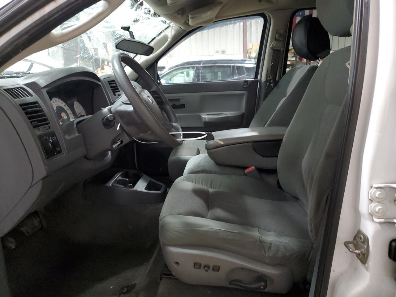 2005 Dodge Dakota Quad - Фото 7