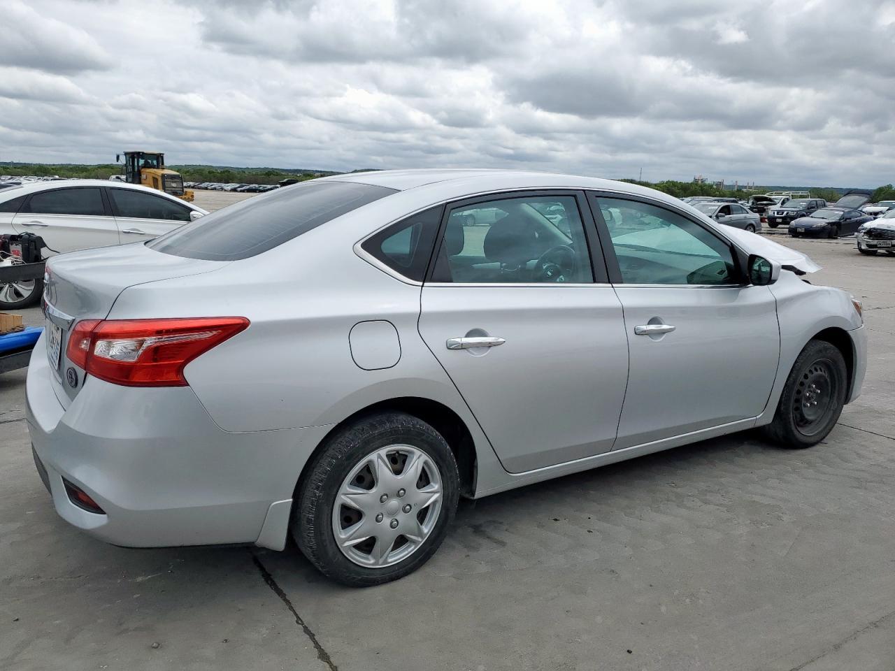 2019 Nissan Sentra S - Фото 3