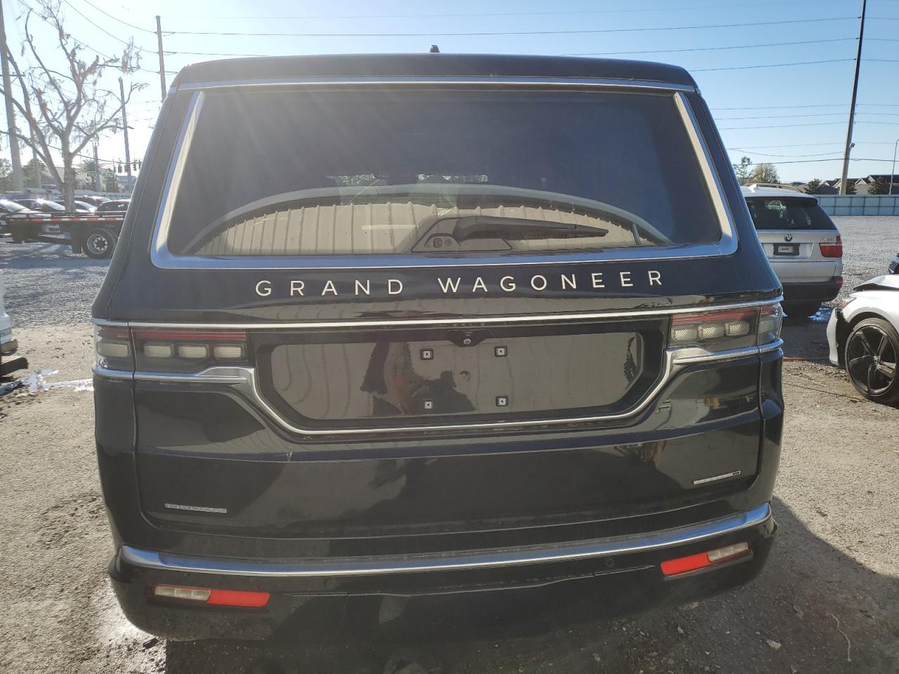 2022 Jeep Grand Wagoneer Series Iii - Image 6