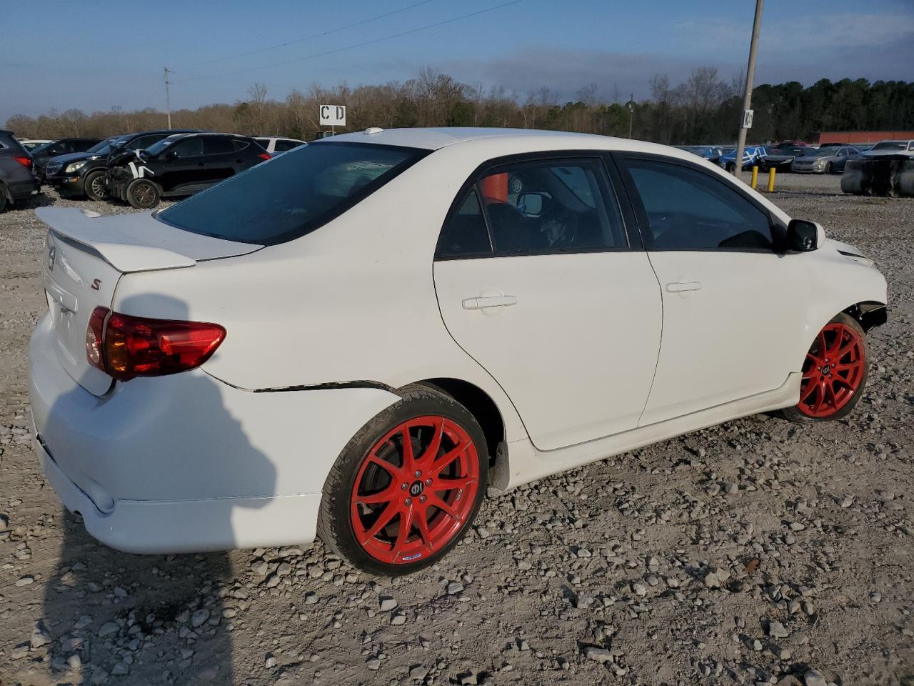 2010 Toyota Corolla Base - Фото 3