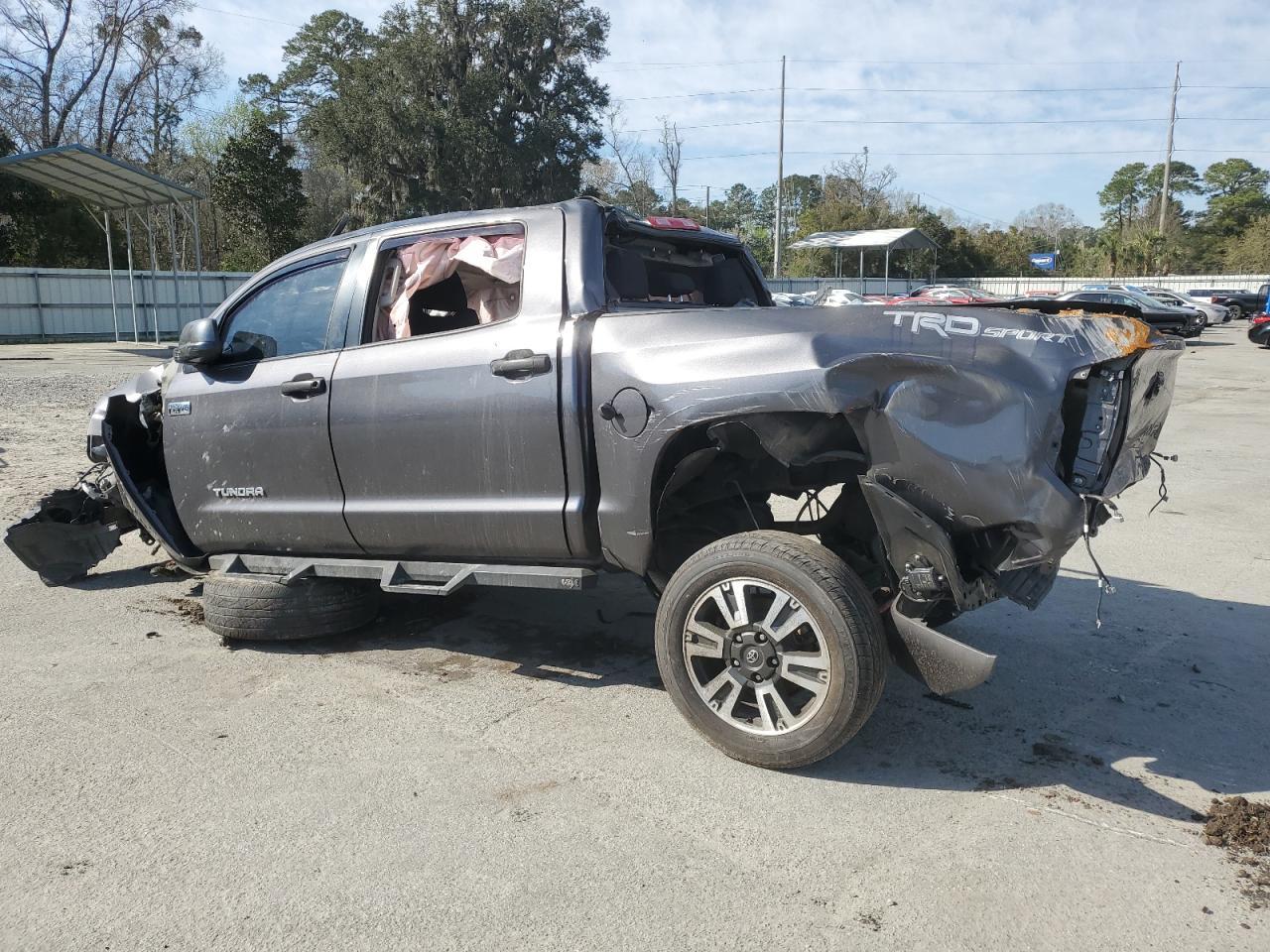 2019 Toyota Tundra Crewmax Sr5 - Фото 2