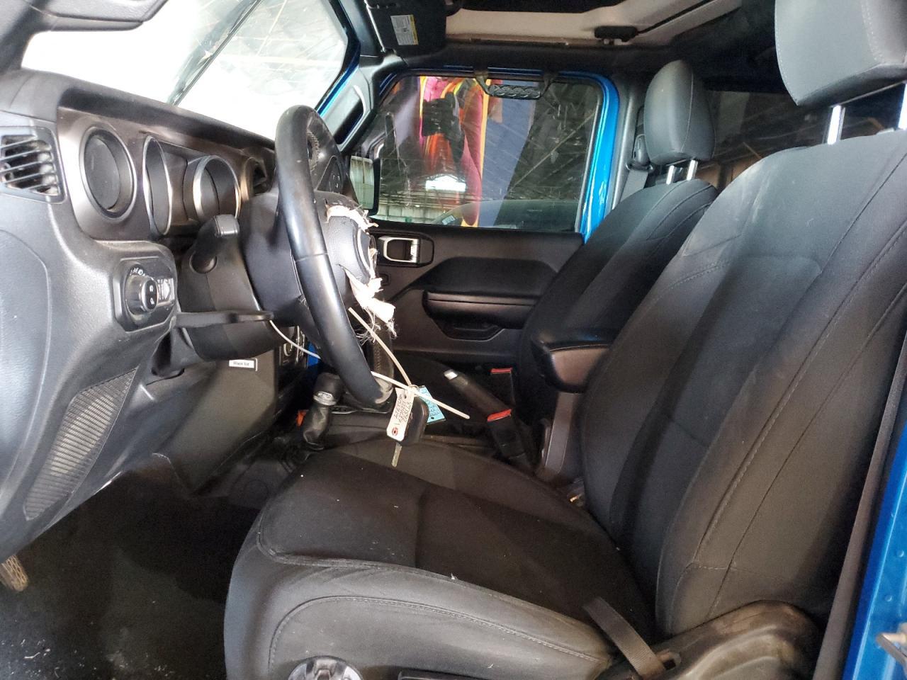 2020 Jeep Gladiator Sport - Фото 7