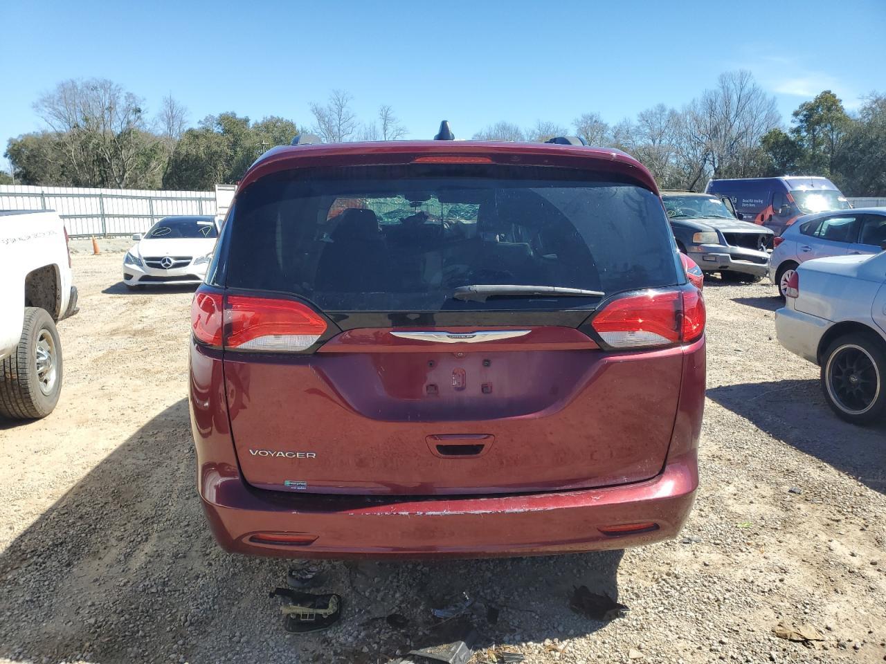 2021 Chrysler Voyager Lxi - Фото 6
