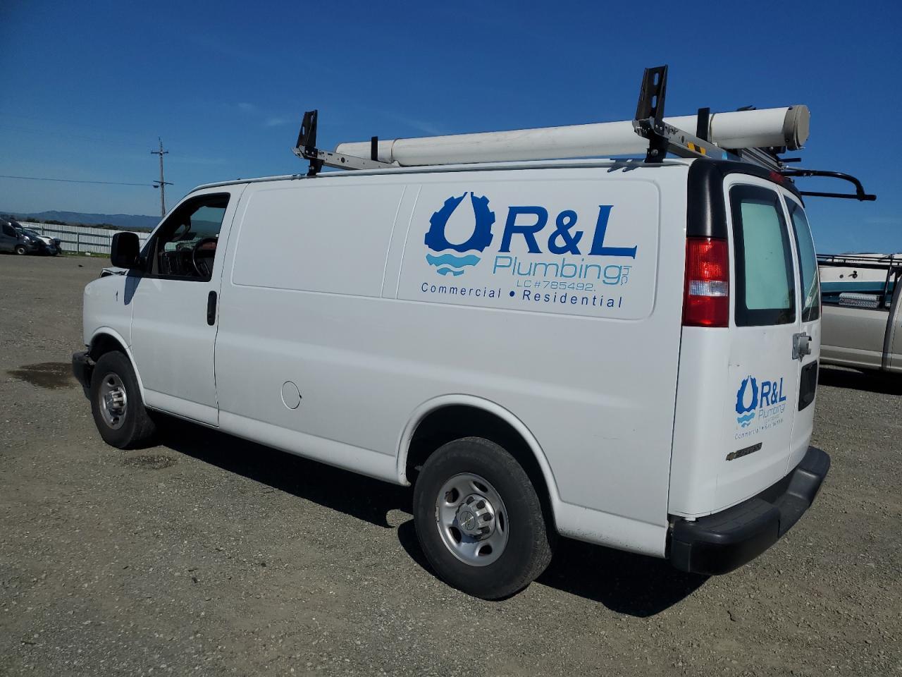 2020 Chevrolet Express G2500 - Фото 2